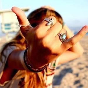 Meet your Posher, Sol